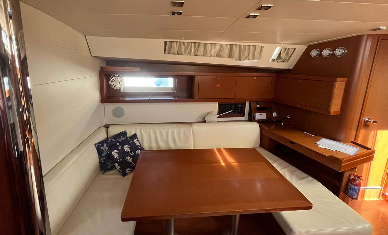 yacht charters