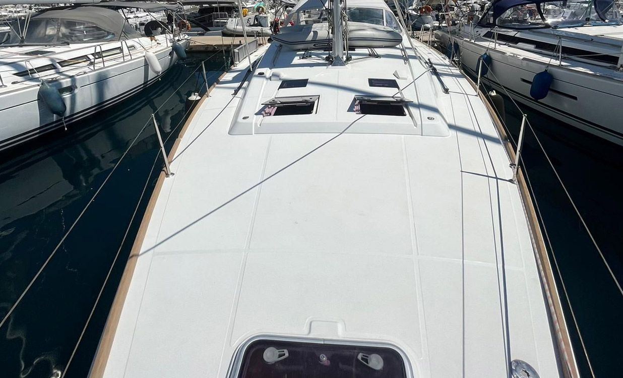 yacht charters