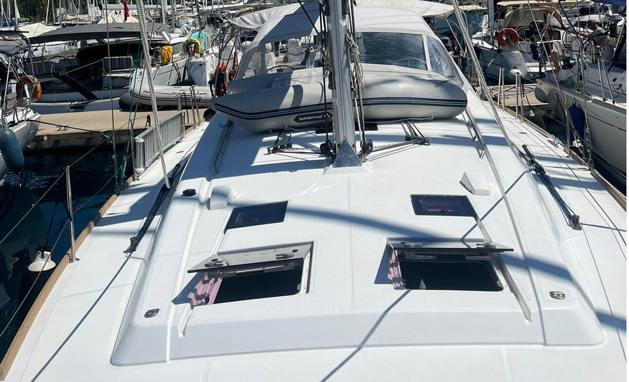 yacht charters